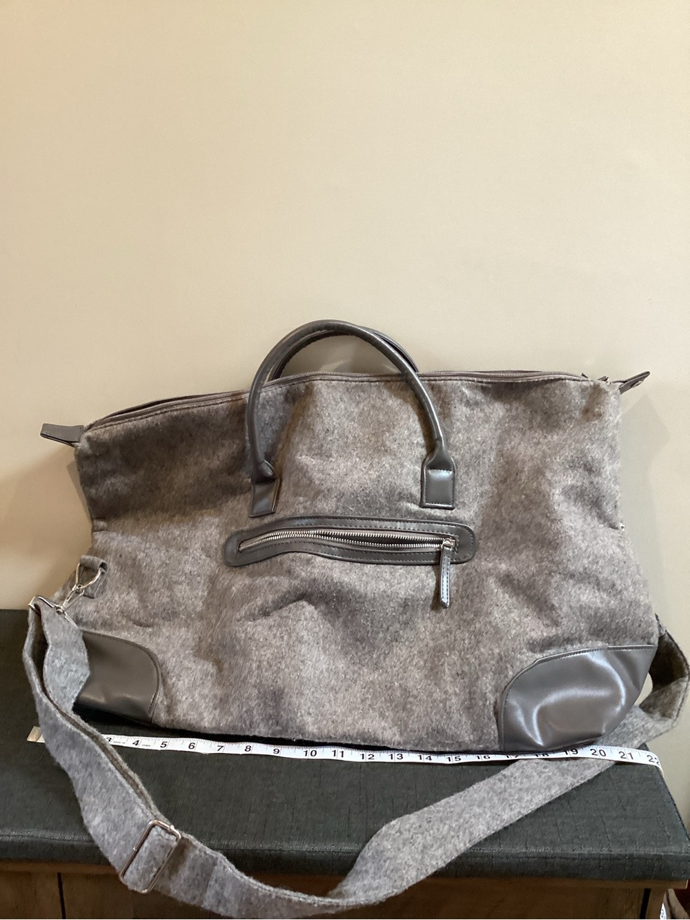 DSW Gray Tote Bag with Light Gray Interior